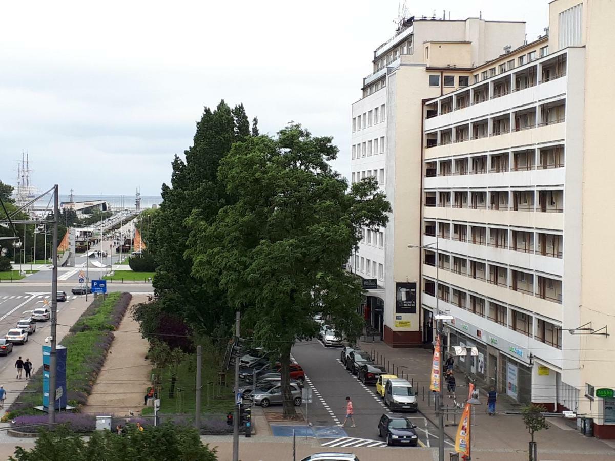 Apartament Downtown Apartment Gdynia Exterior foto